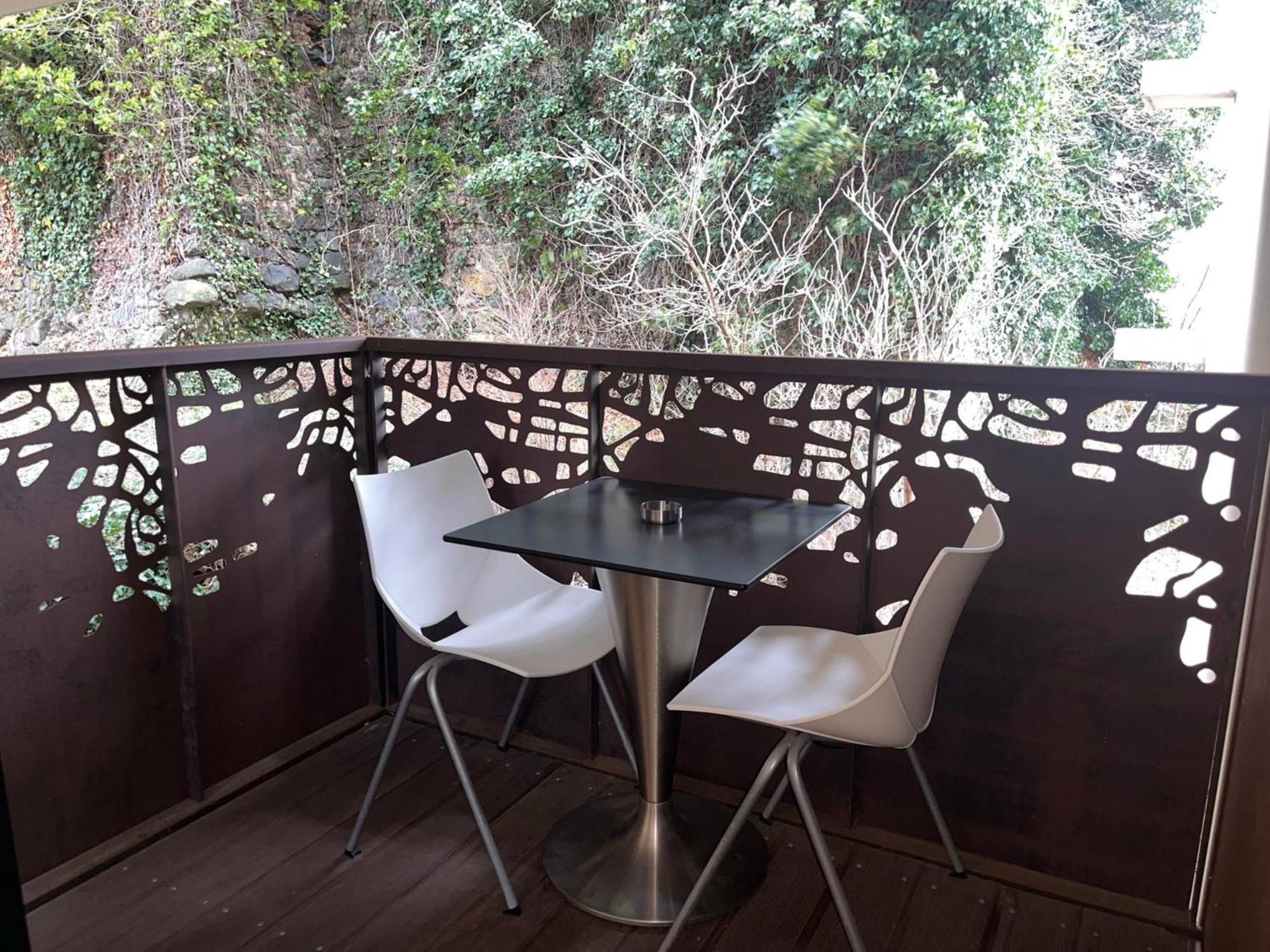 Hotel & Restaurant Origines Par Adrien Descouls - Teritoria Le Broc  الغرفة الصورة